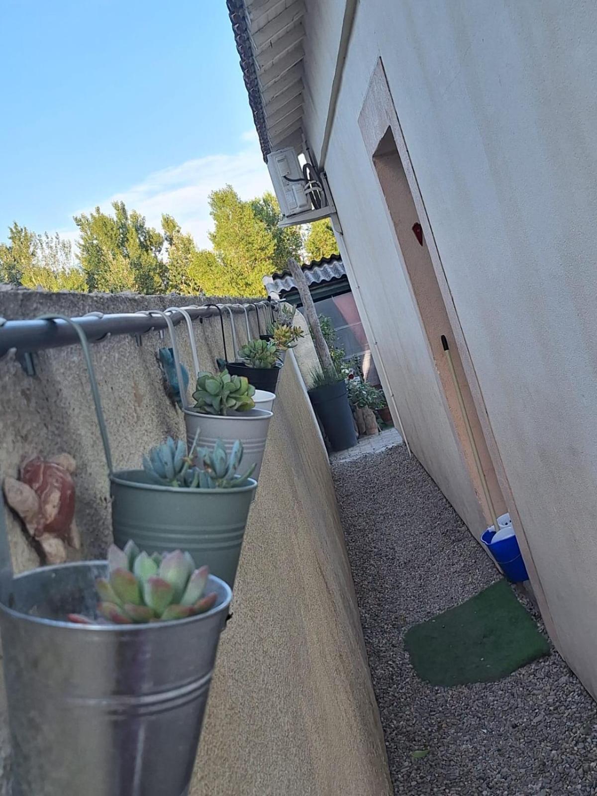 Site Paradis Rue Colibri Avignon Ngoại thất bức ảnh